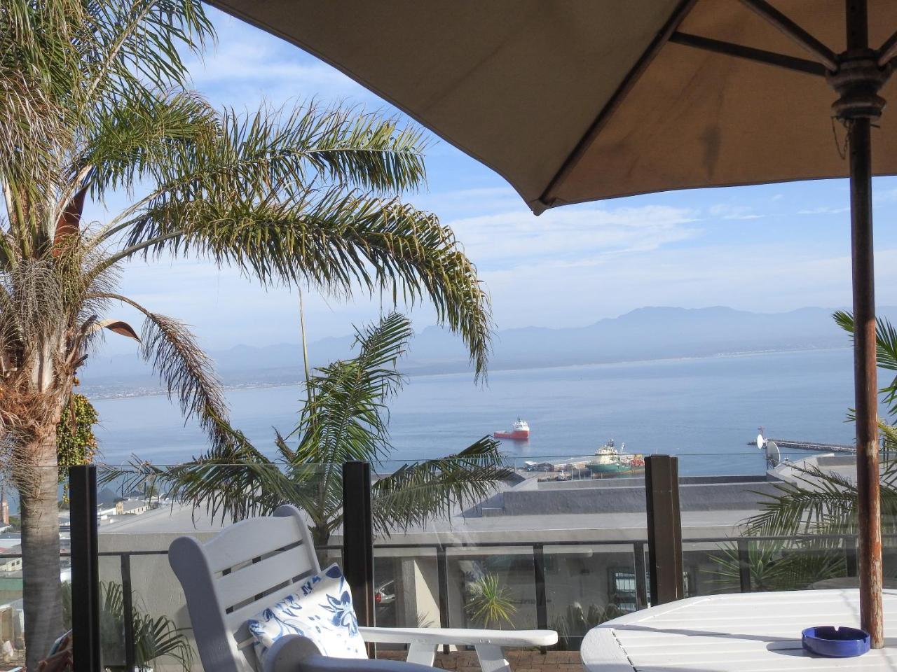 Mossel Bay Guest House Exterior photo